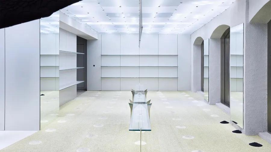 Ader Error Seongsu Space futurist concept display