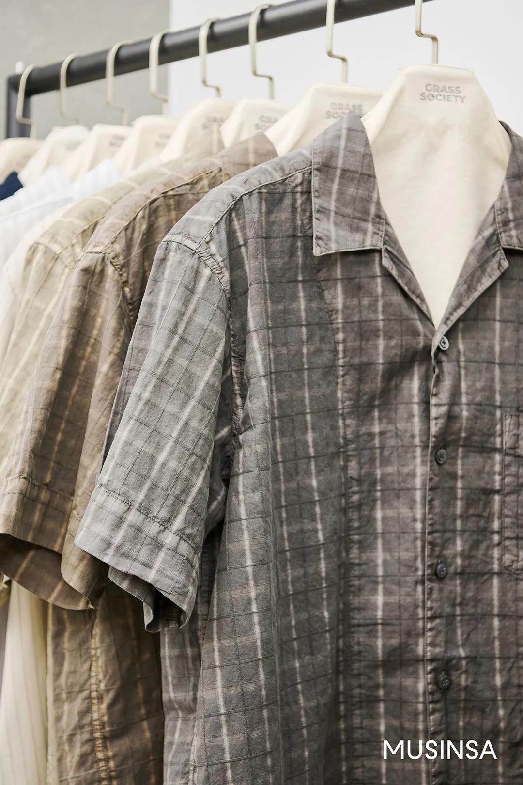 Belier Seoul Forest store customers browsing