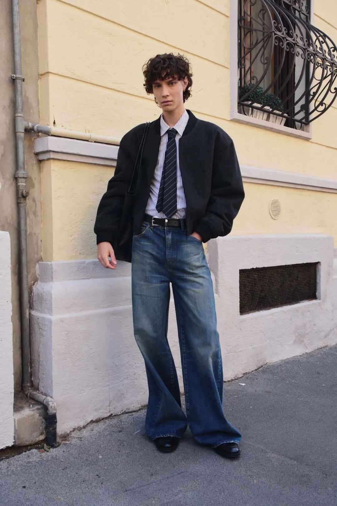 LMOOD contemporary fashion store clothing display