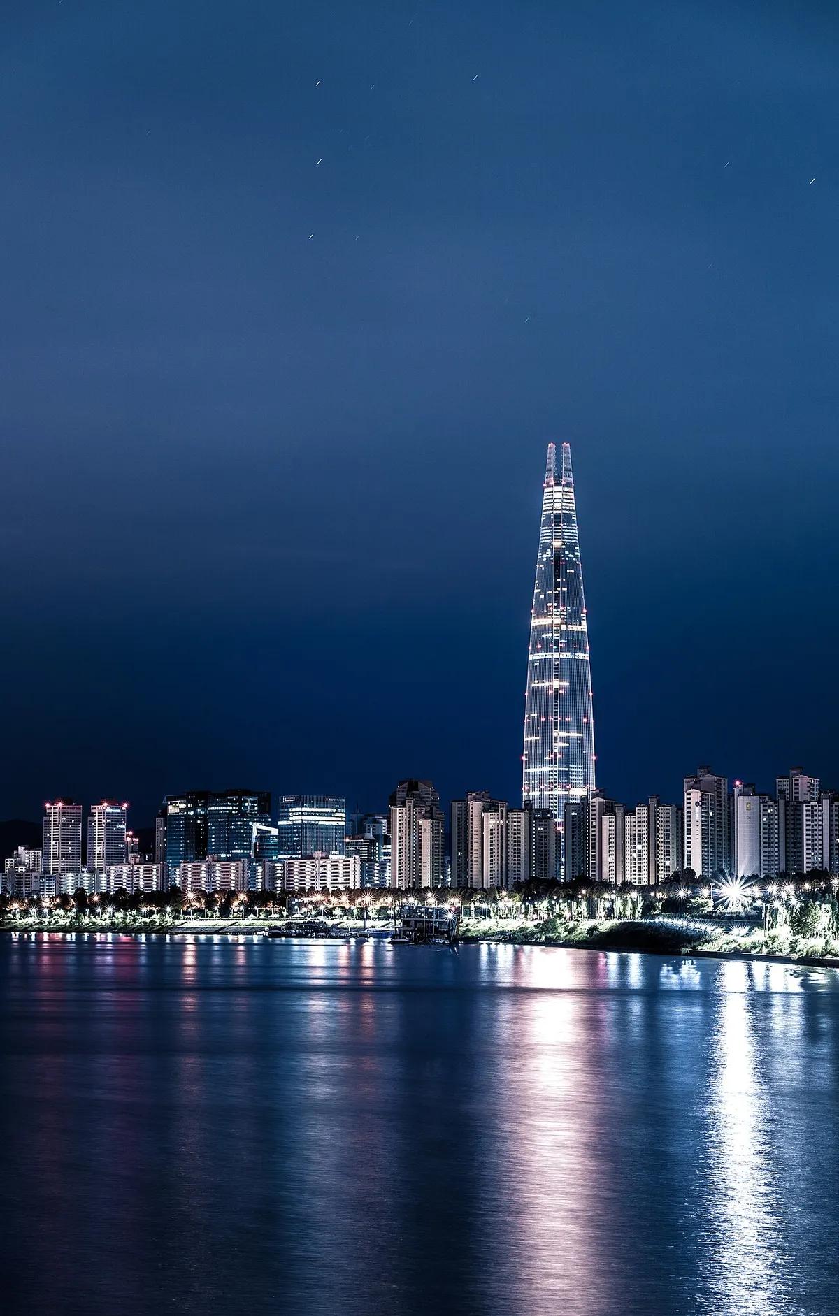 Lotte World Tower in Jamsil