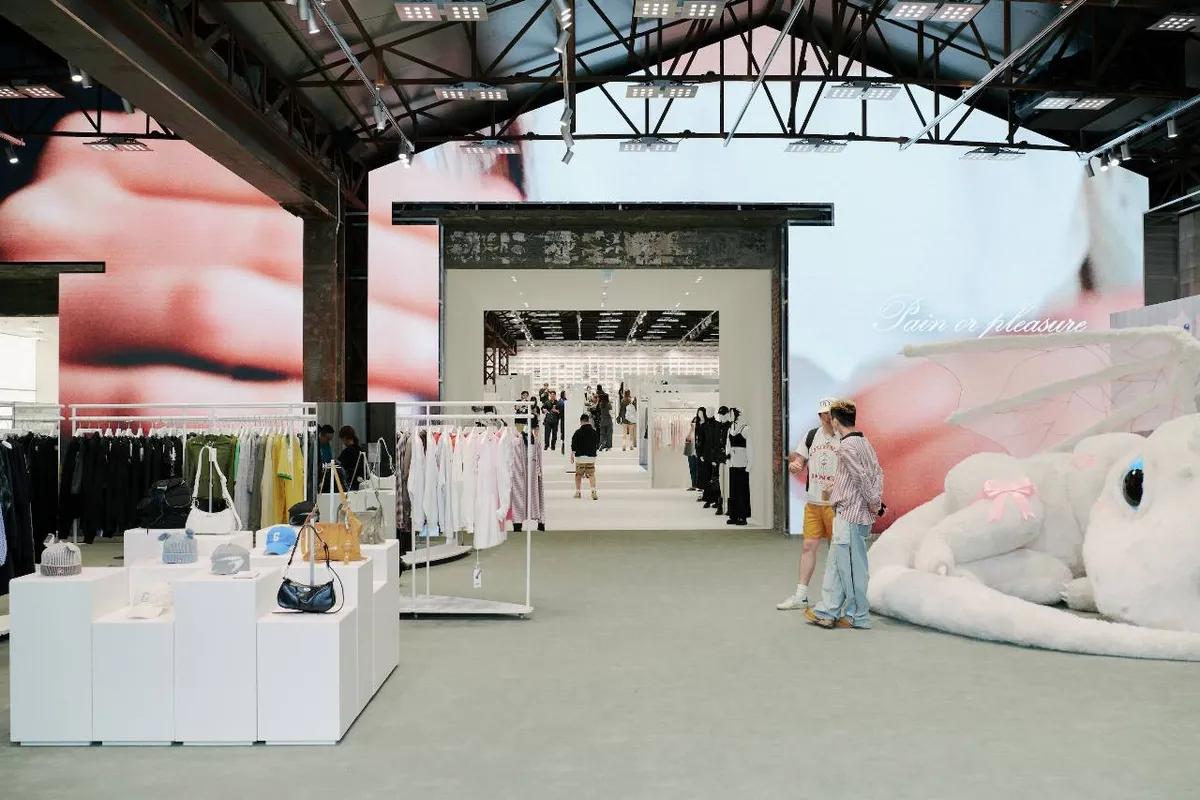 Musinsa Store Seongsu at Daelim Warehouse sneaker zone