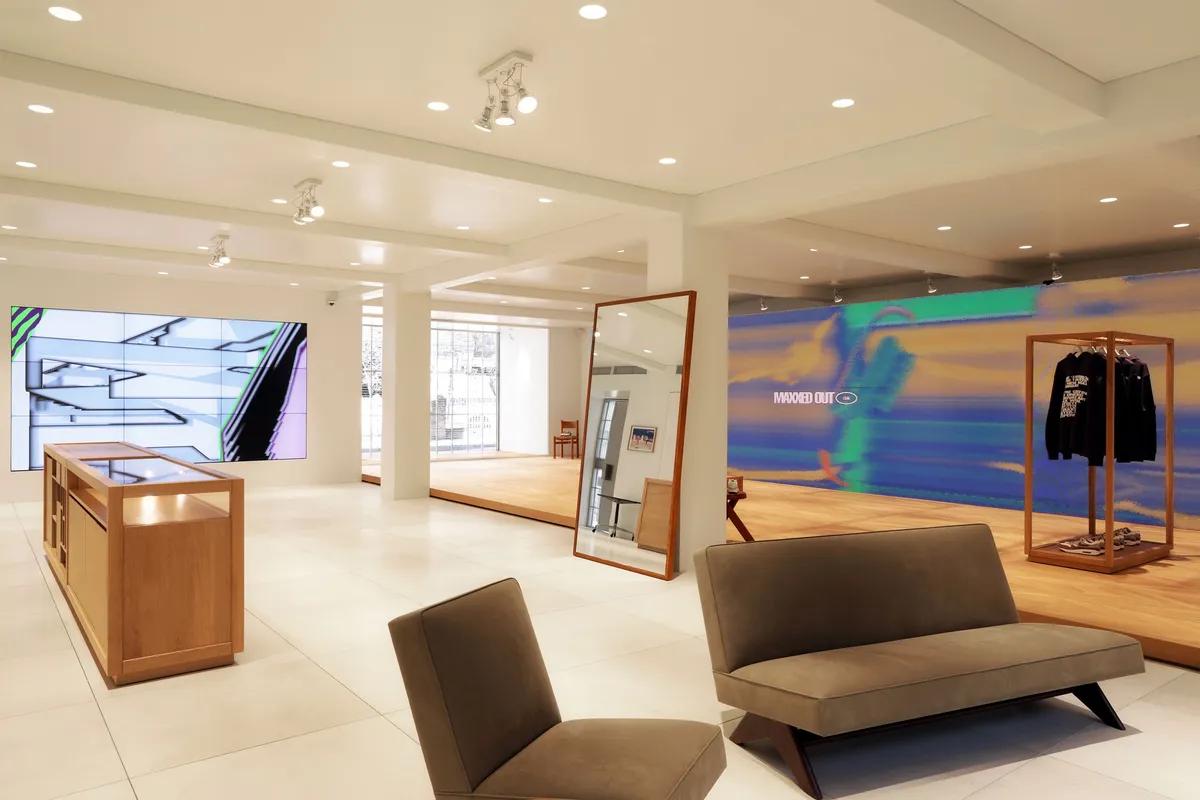 TUNE Seongsu select shop interior with streetwear brands