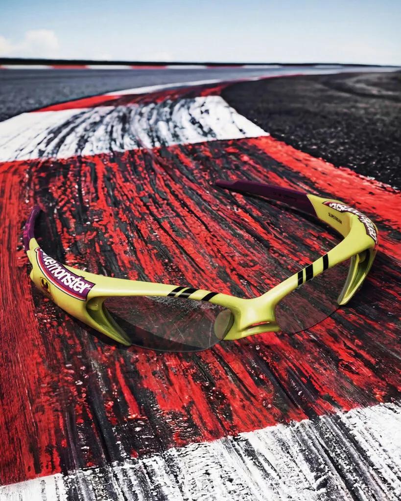 हौस नोव्हेयर सियोल में जेंटल मॉन्स्टर x डिज़्नी x F1 सर्किट कलेक्शन